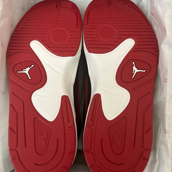 This is a woman’s size 11 Jordan Stadium 90 - Picture 5 of 5